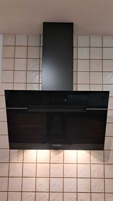 Okap Whirlpool WHVP 62F LT SK Czarny