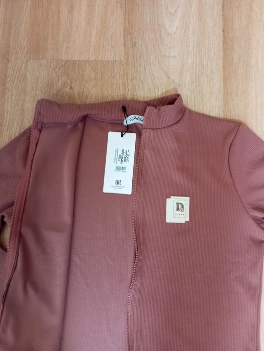 Nowy dres damski rozmiar L