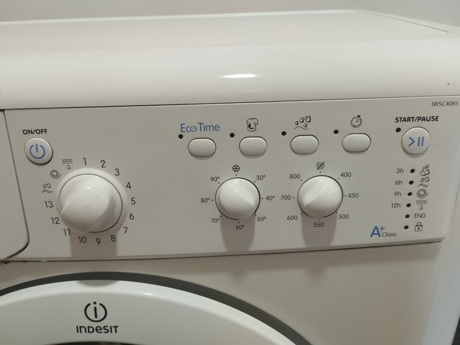 Пральна машина Indesit IWSC 4085 — б/в, робоча