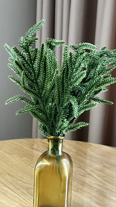 Штучні гілки ялинки та кедру ,туя, гілка сердечком