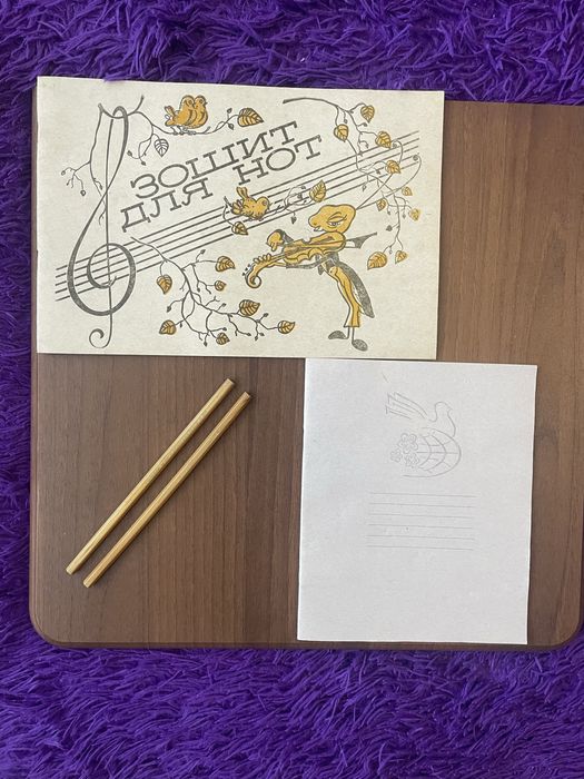 Зошит для нот,олівці