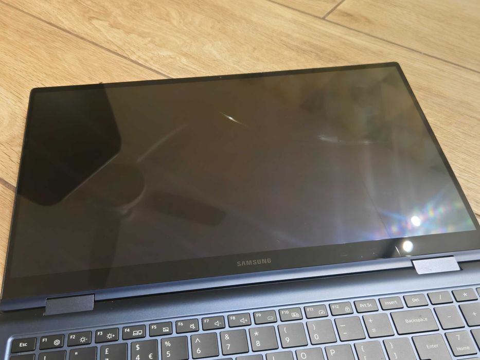 Laptop Samsung Book3 Pro 360 16 cali USZKODZONY