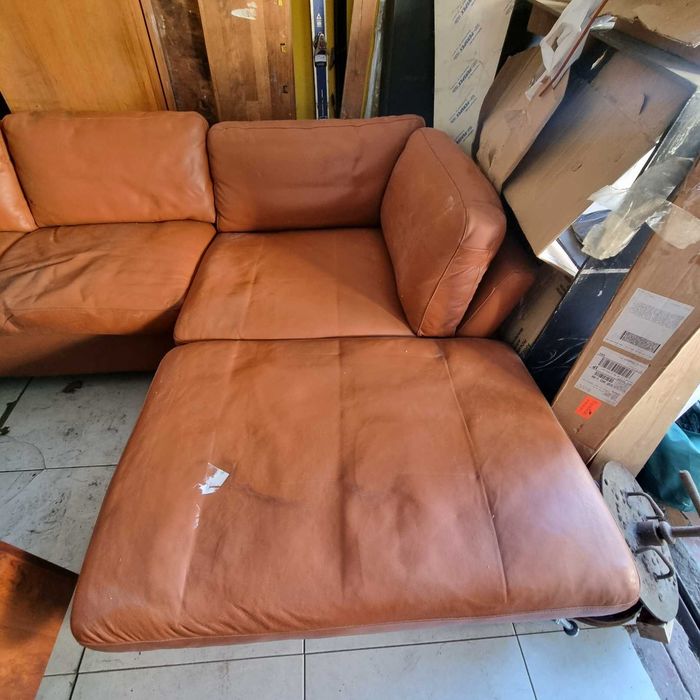 Sofá chaise longue Dinamarquês, couro castanho claro. Hjort Knudsen,