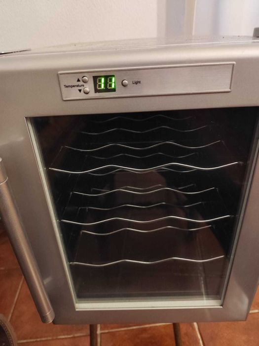 Mini frigorífico para garrafas