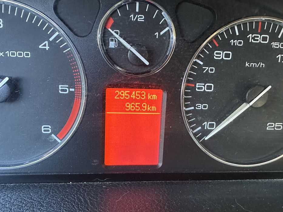 Peugeot 407 SW 2000 HDI