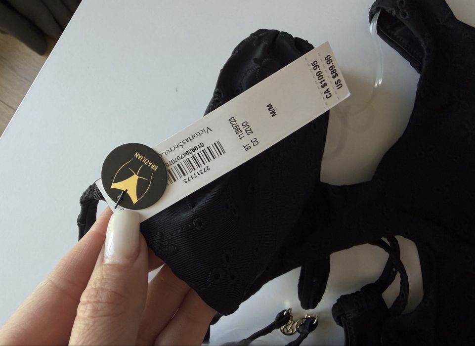 Жіночий суцільний купальник victorias secret оригінал чорний м m напівсуцільний чорний