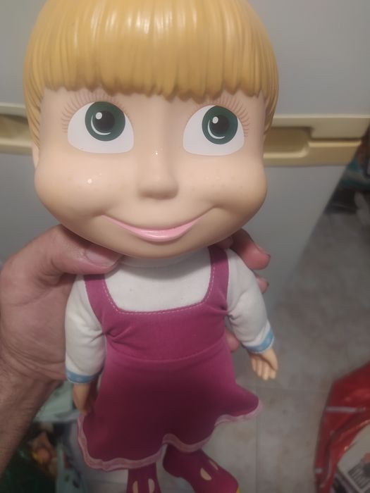 Boneca Masha e o urso amorosa- oferta dos portes de envio