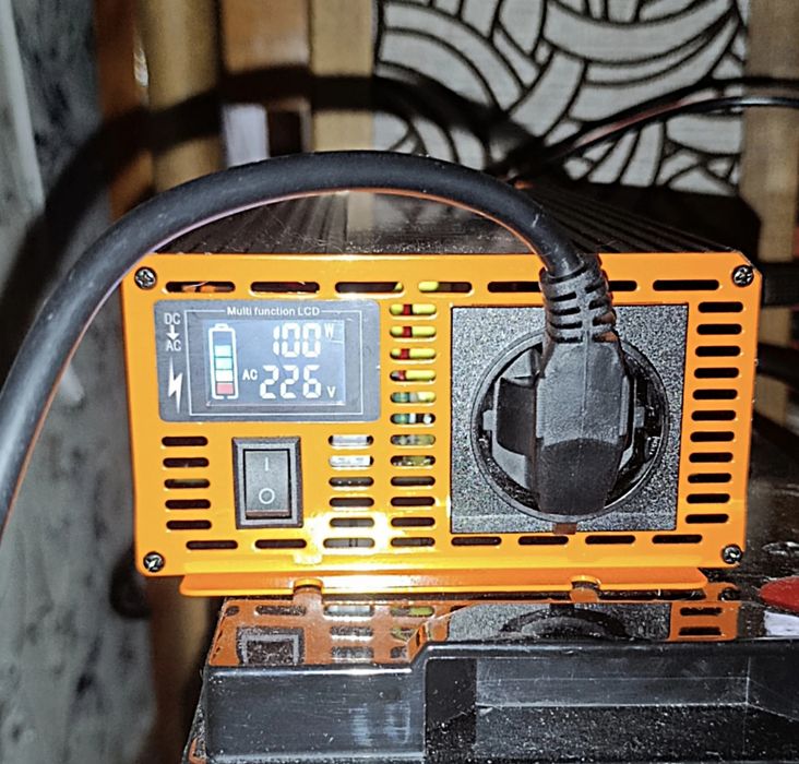 Інвертор 12V/220 чистий синус