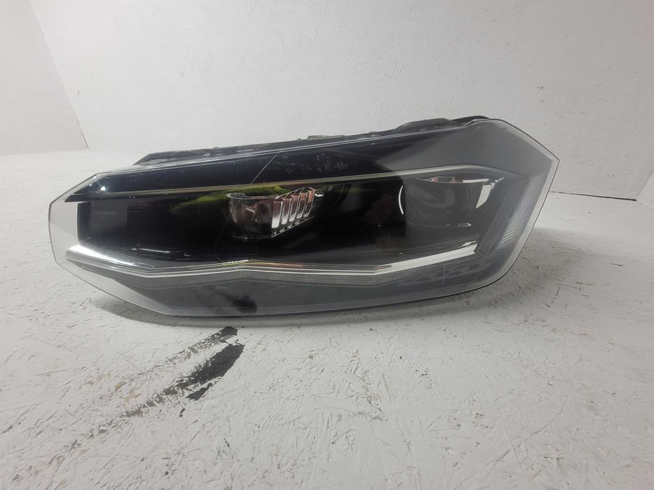 Lampa Vw  polo 2G full led przód lewa