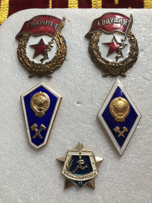 Винтажные и редкие значки по супер цене