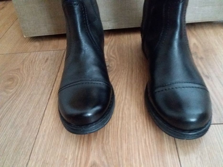 Kozaki damskie Lasocki 36  nowe