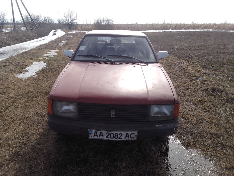 Продам Москвич 2141 из двигателем Ваз 2103