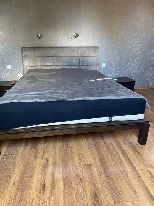 Łóżko do sypialni i 2 szafki nocne