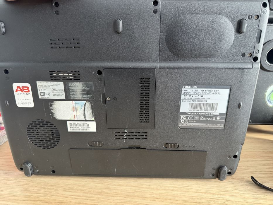 Laptop  toshiba sprawny