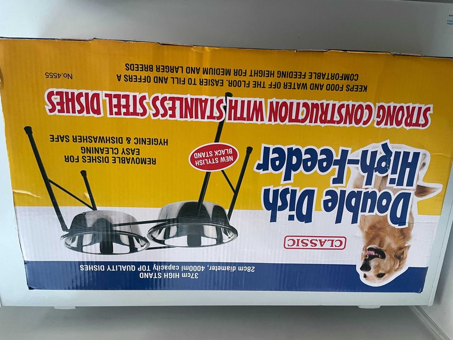 Comedouro duplo para cão. Grande capacidade 2x 4000ml