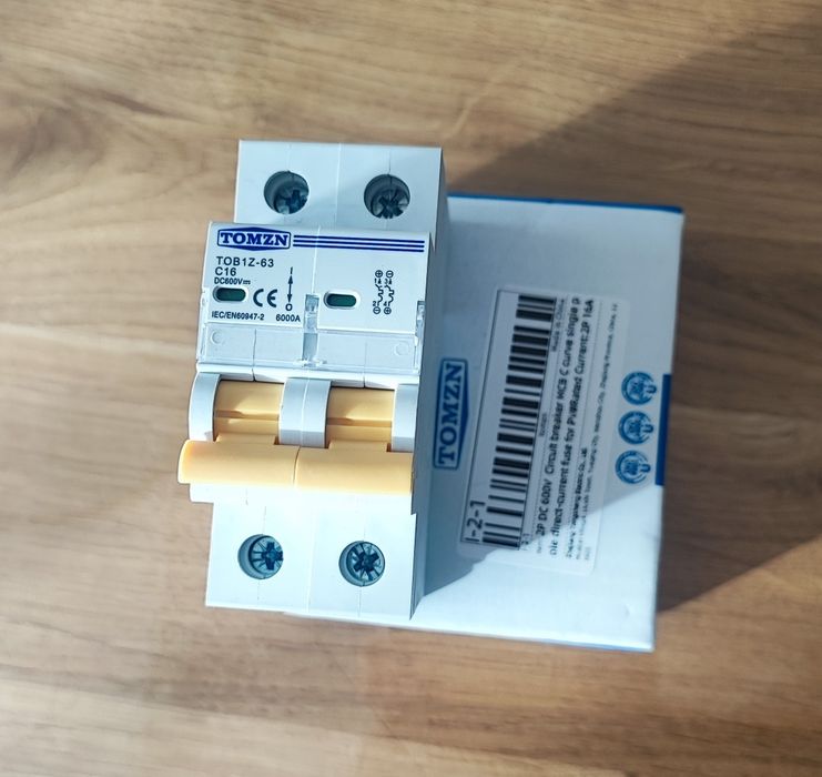 Wyłącznik nadpradowy PV 2P DC 16A 600V
WYŁĄCZNIK NADPR