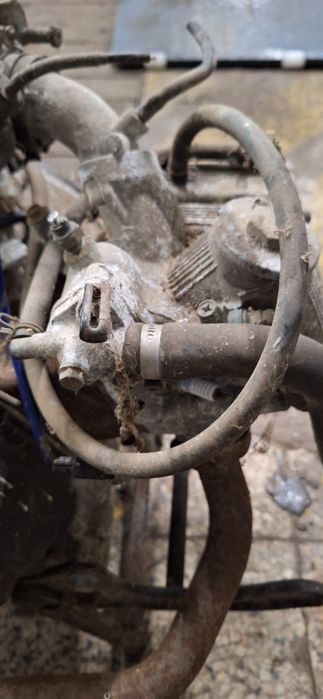 Yamaha Majesty 125 Głowica wałek rozrządu