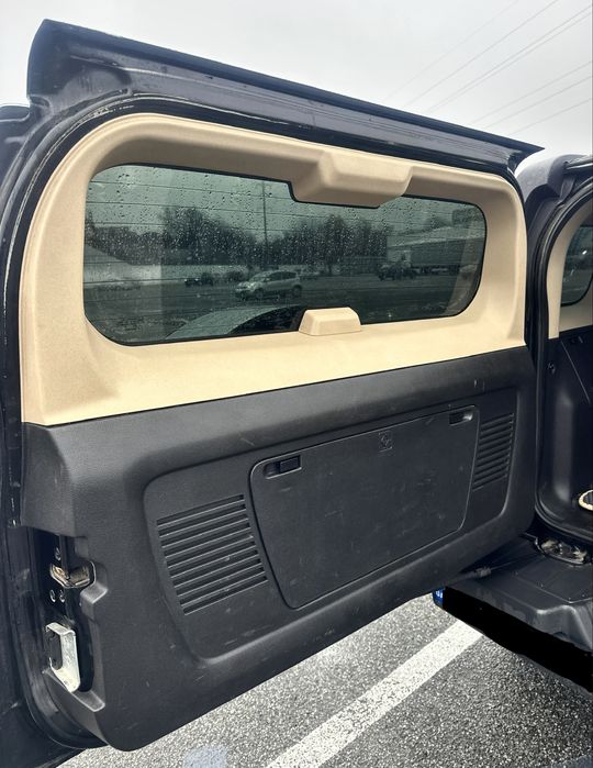 Hummer H3, офіційний