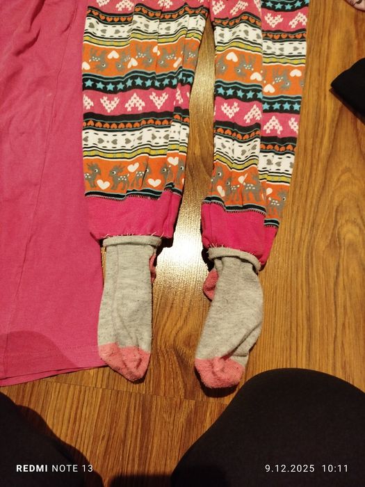 Dwie piżamy 128-134