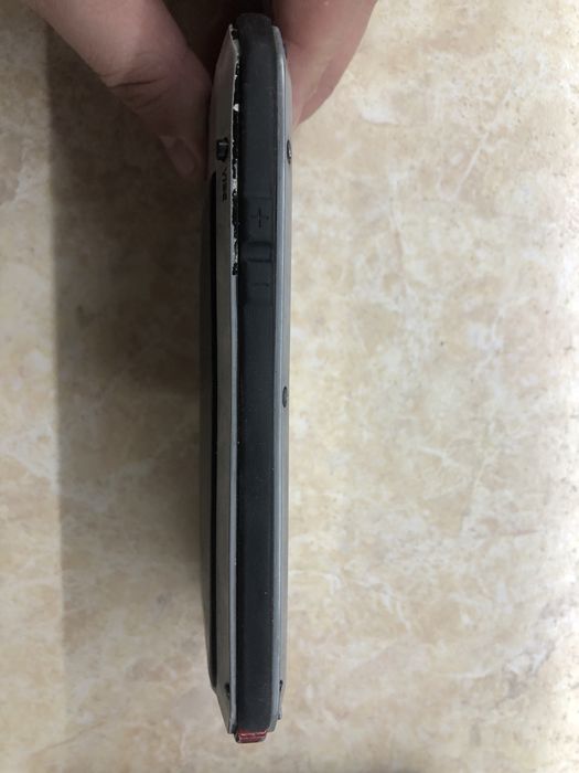 Iphone 6 в захисному металевому кейсі