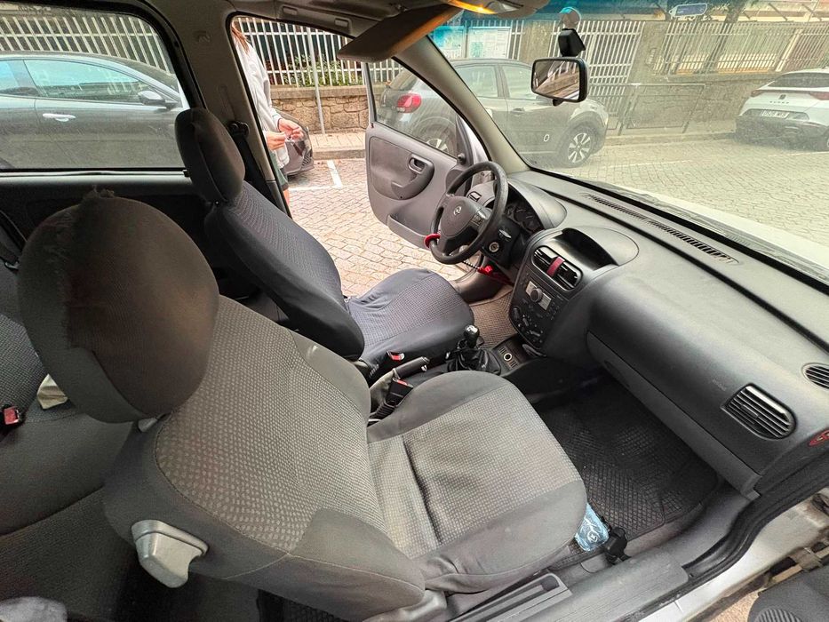 Opel Combo Tour 1.3 CDTI (5 Lugares)