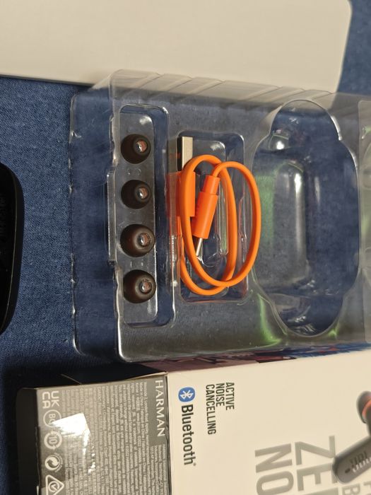 Słuchawki JBL tune 230nc jak nowe orginalne mega bass