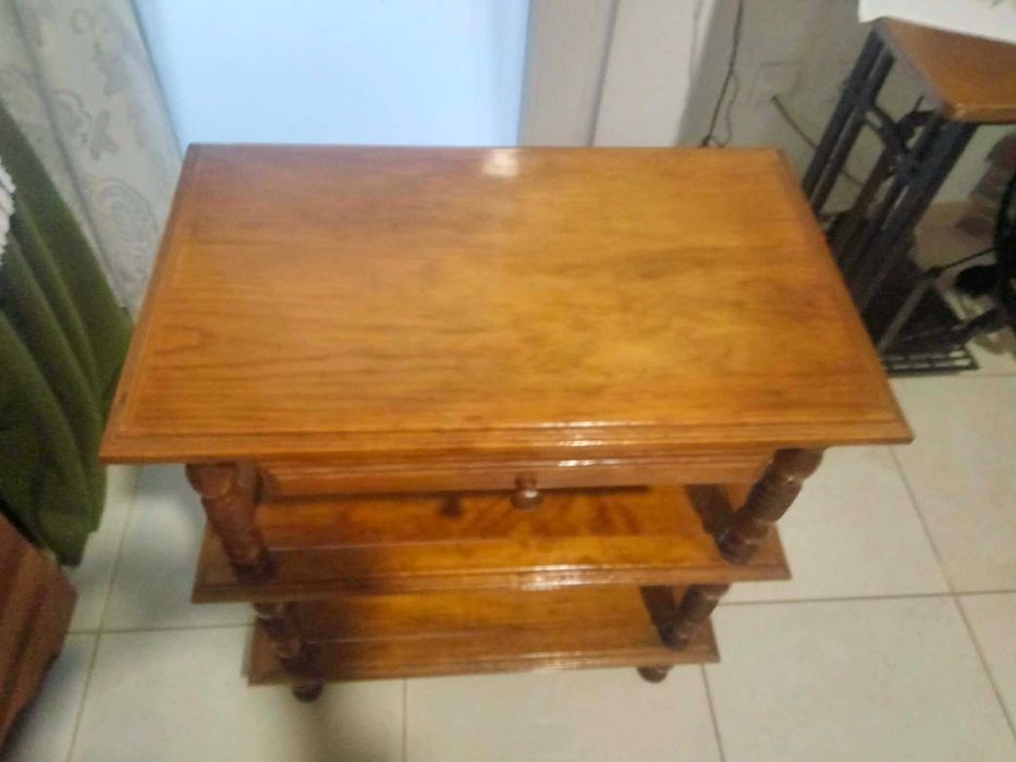 Mesa em bom estado