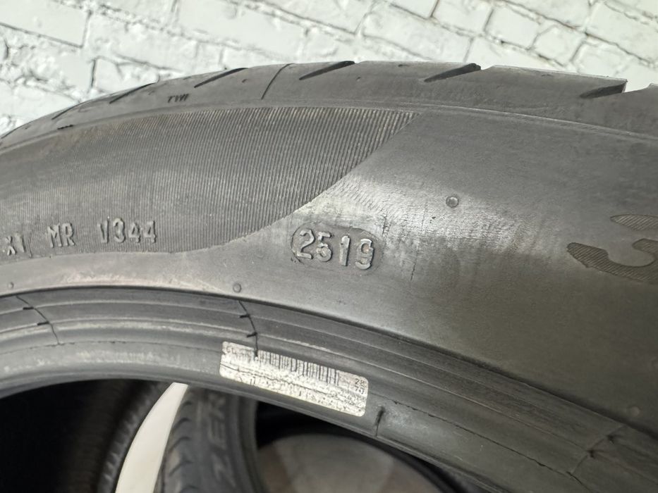 Літні шини Pirelli 315/35 R21
