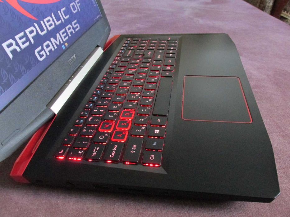 ІГРОВИЙ ТОП Acer Aspire/i7-8 ядр 4.0GHz+Geforcе GTX 4Gb+16Gb