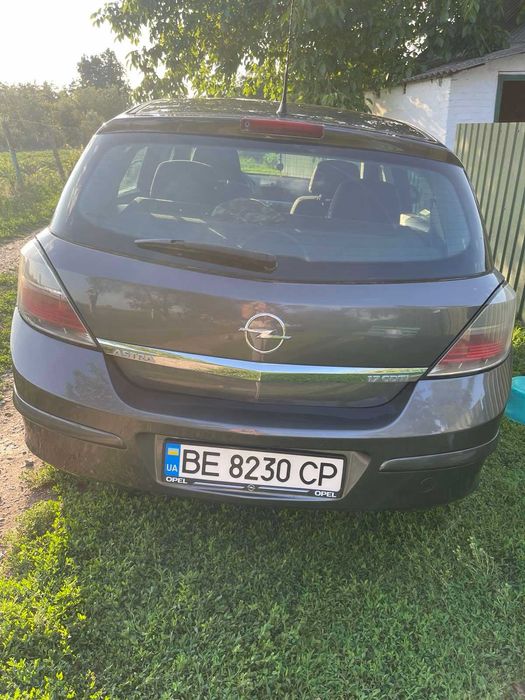 Продам Opel astra h