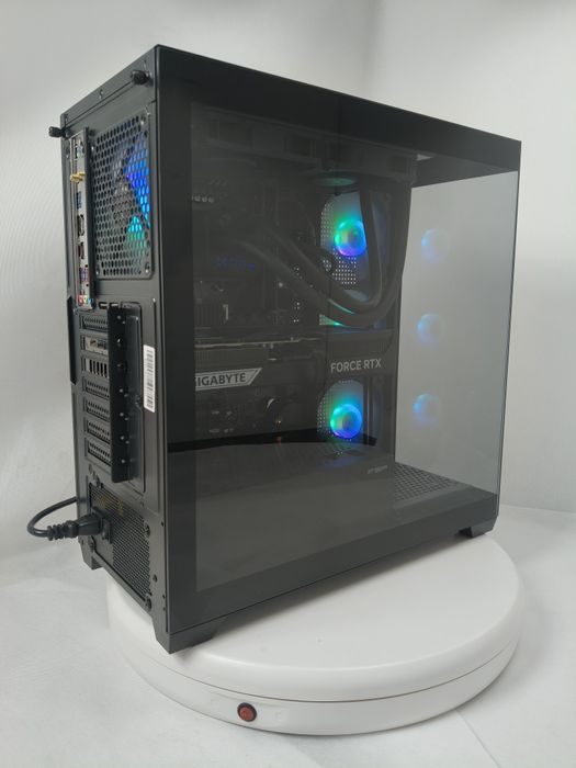 Komputer Intel Ultra 9 285K,RTX 5070,64 GB 6400MT/s,Win 11,Leasing ING