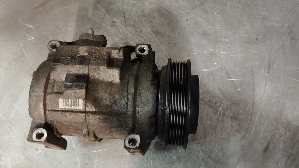 COMPRESSOR DO AC CHRYSLER VOYAGER III / JEEP CHEROKEE 2.5CRD