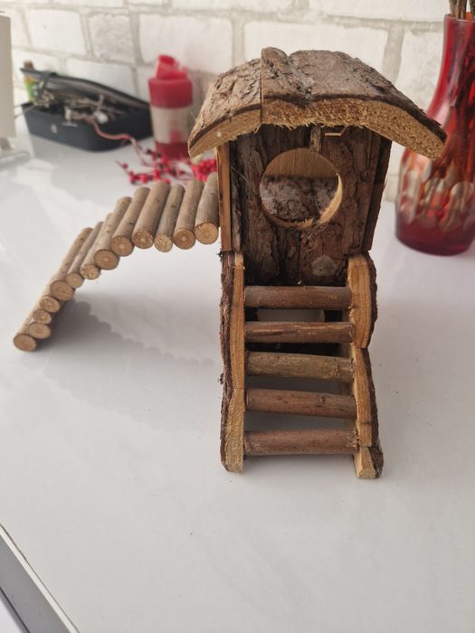 Домик  для  джунгарского  хомячка