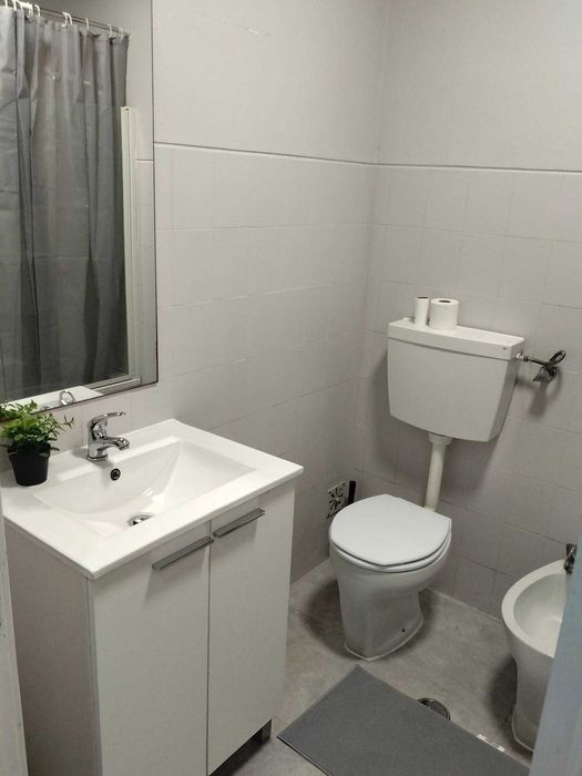 Quarto para arrendar