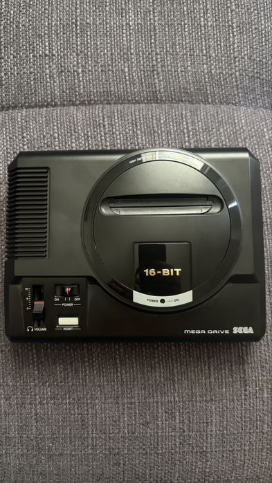 Consola Sega Mega Drive Mini c/ 42 Jogos