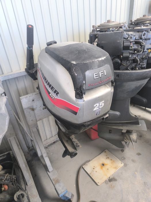 Motor fora de borda Mariner 25 cv EFI 4 tempos – coluna curta