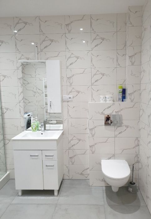 Wynajem Pokoje mieszkania kwatery dla pracowników Reda