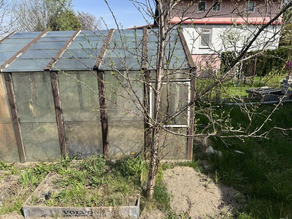 Działka Rod Budowlani z domkiem murowanym - Widok 3