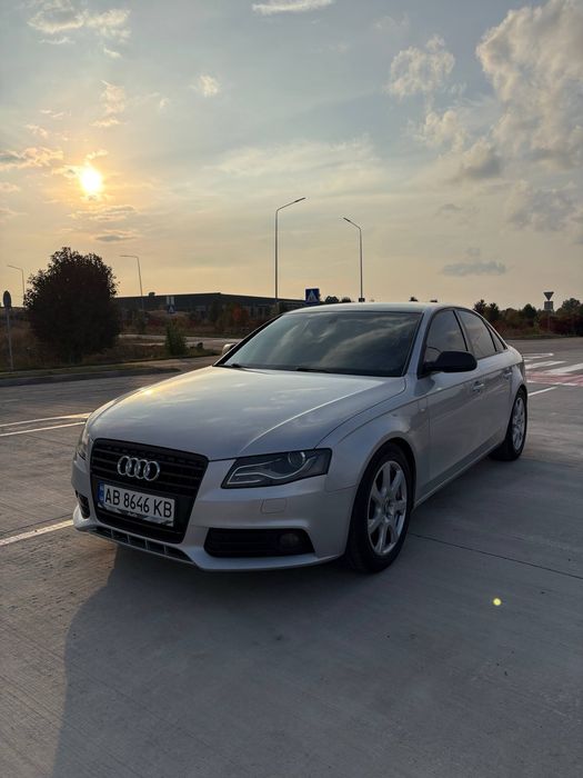 Ауді а4 б8/ ТОРГ  Audi a4 b8 зовнішній та внутрішній s-line 211 к.с.