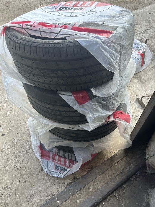 Продам резину 225/55r18