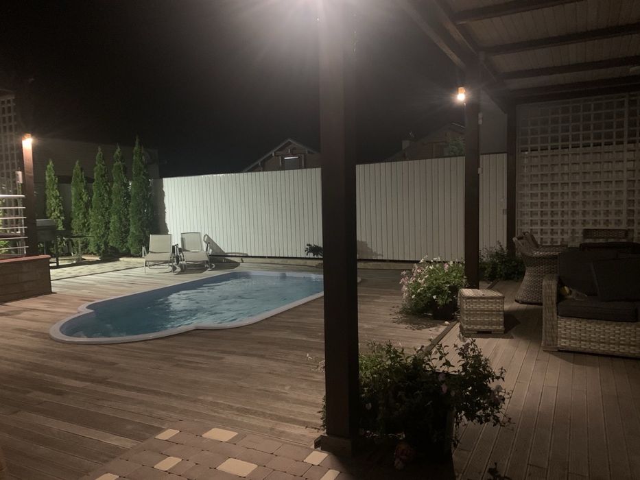 Дом- дача в первой линии моря. Грибовка.