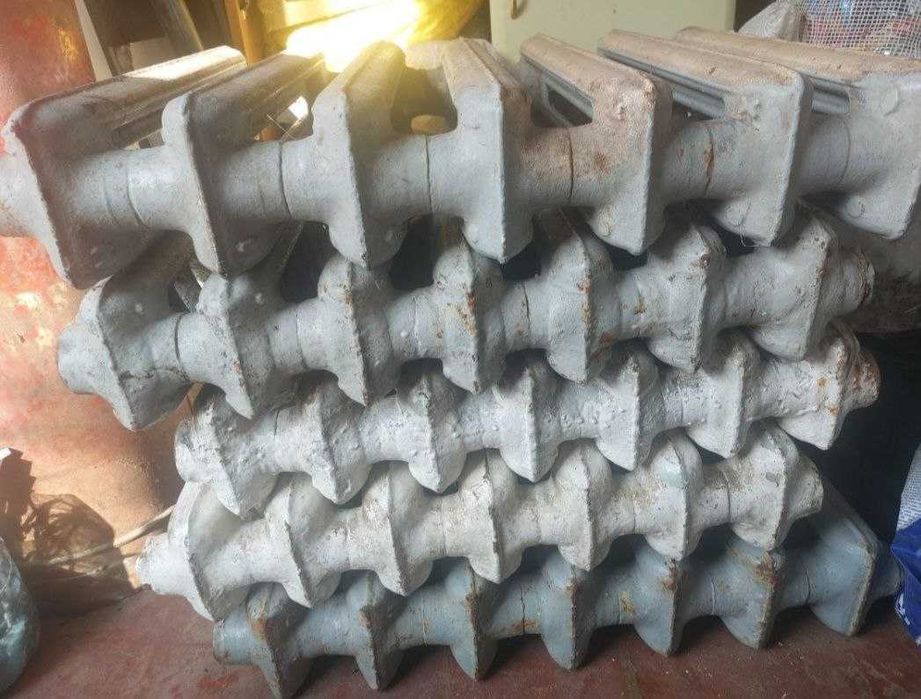 Батареї чугунні. СССР. Футурки, з'єднування. Заглушки в подарунок!