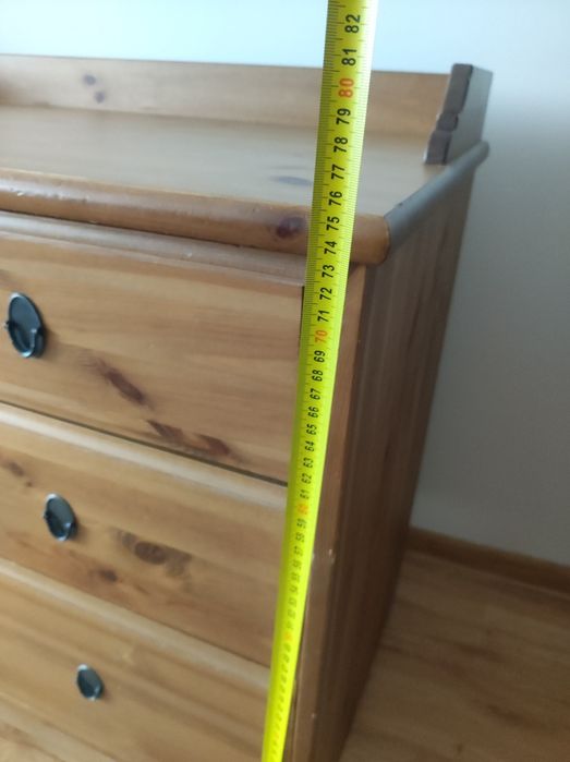 Sprzedam drewnianą komodę