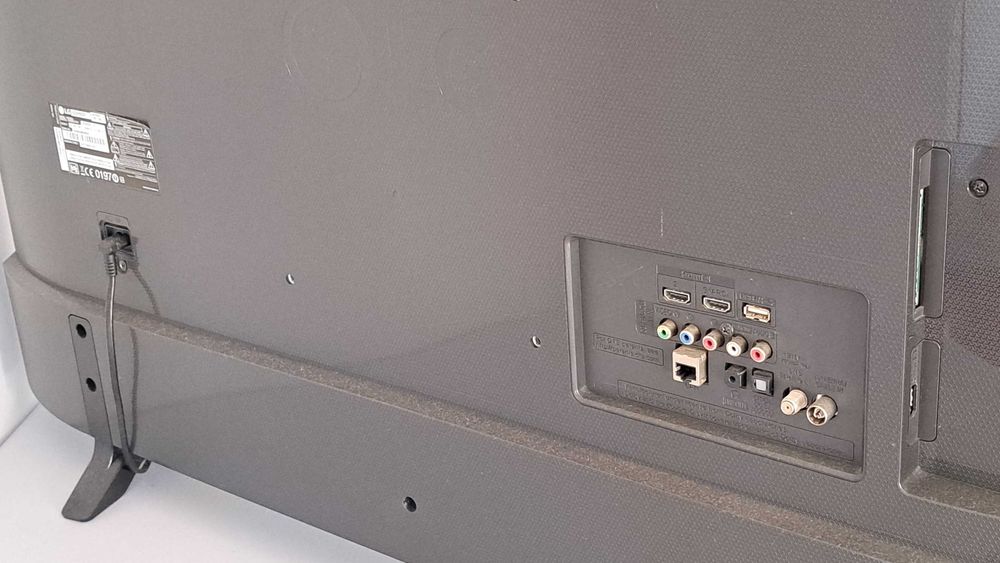 Televisão LG modelo 43UH603V