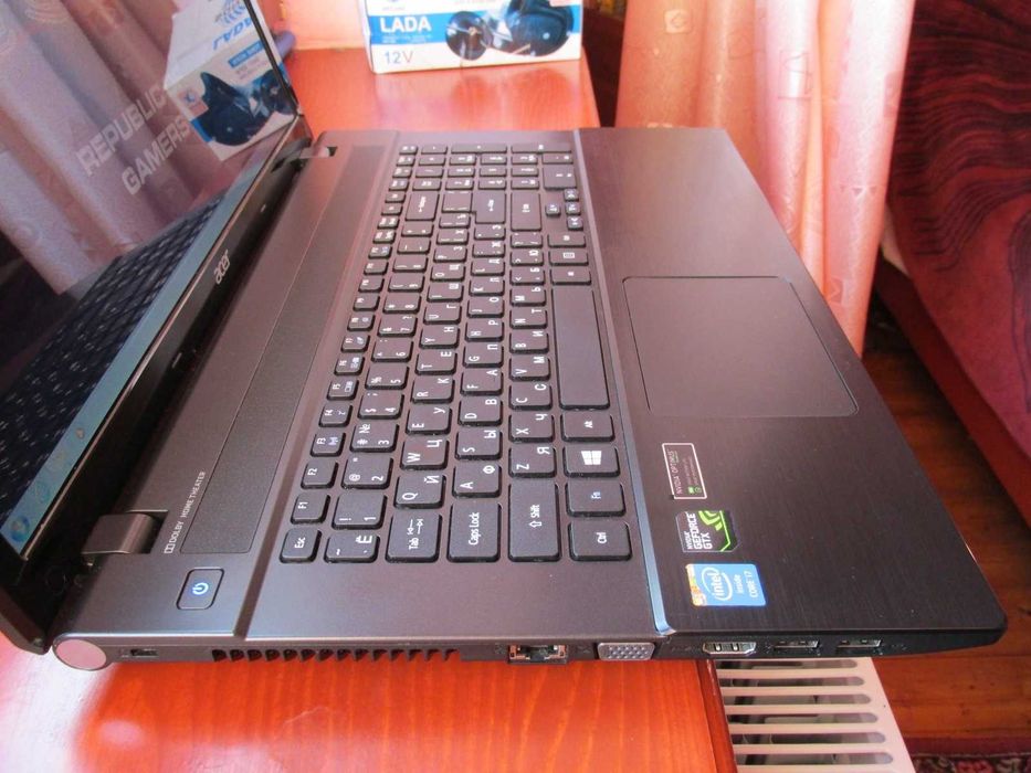 ІГРОВИЙ Великий 17.3"/+i7-8 ядр 3.4GHz+GTX 4Gb 128bit nVidia Geforce+16Gb, Ноутбук