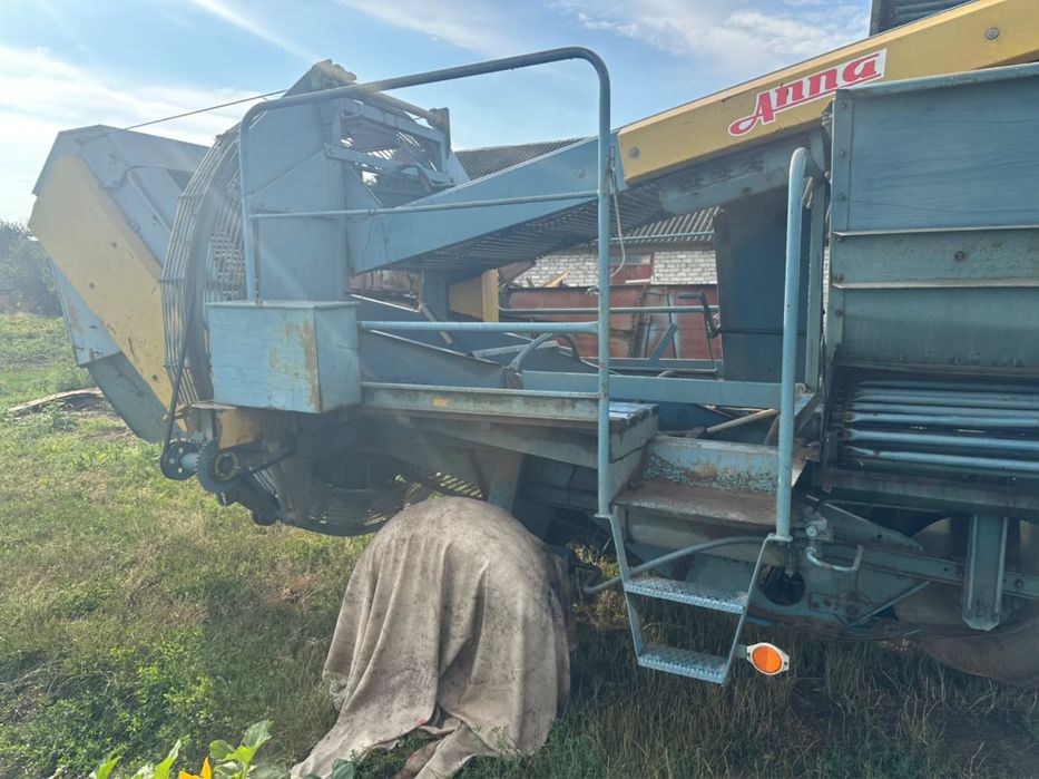 Продам картоплезбиральний ковбайн Anna z-644