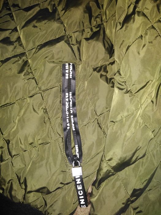 Осінь весна куртка ромпер 46 розмір оливкового кольору жіноча гарний с