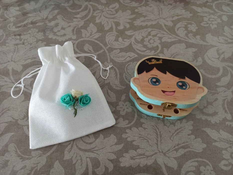 Peças decorativas para guardar os dentinhos dos bébés (menino/menina)