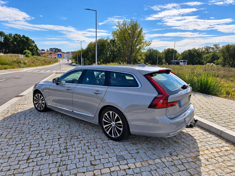 Volvo V90 T6 Recharge AWD | 2023 | 350 CV | Plug-in Hybrid — photo 5