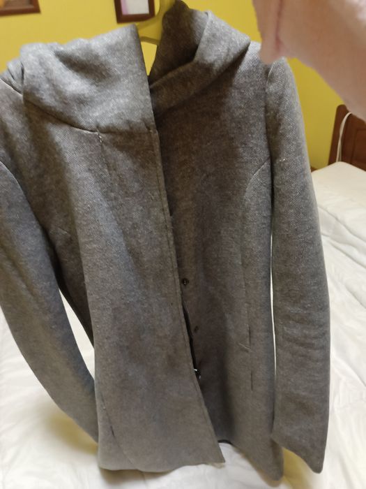 sobretudo XS cinzento